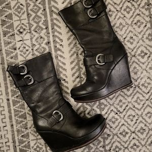 KORK-EASE Black Leather Platform Wedge Boots w/ Buckle Details EUC